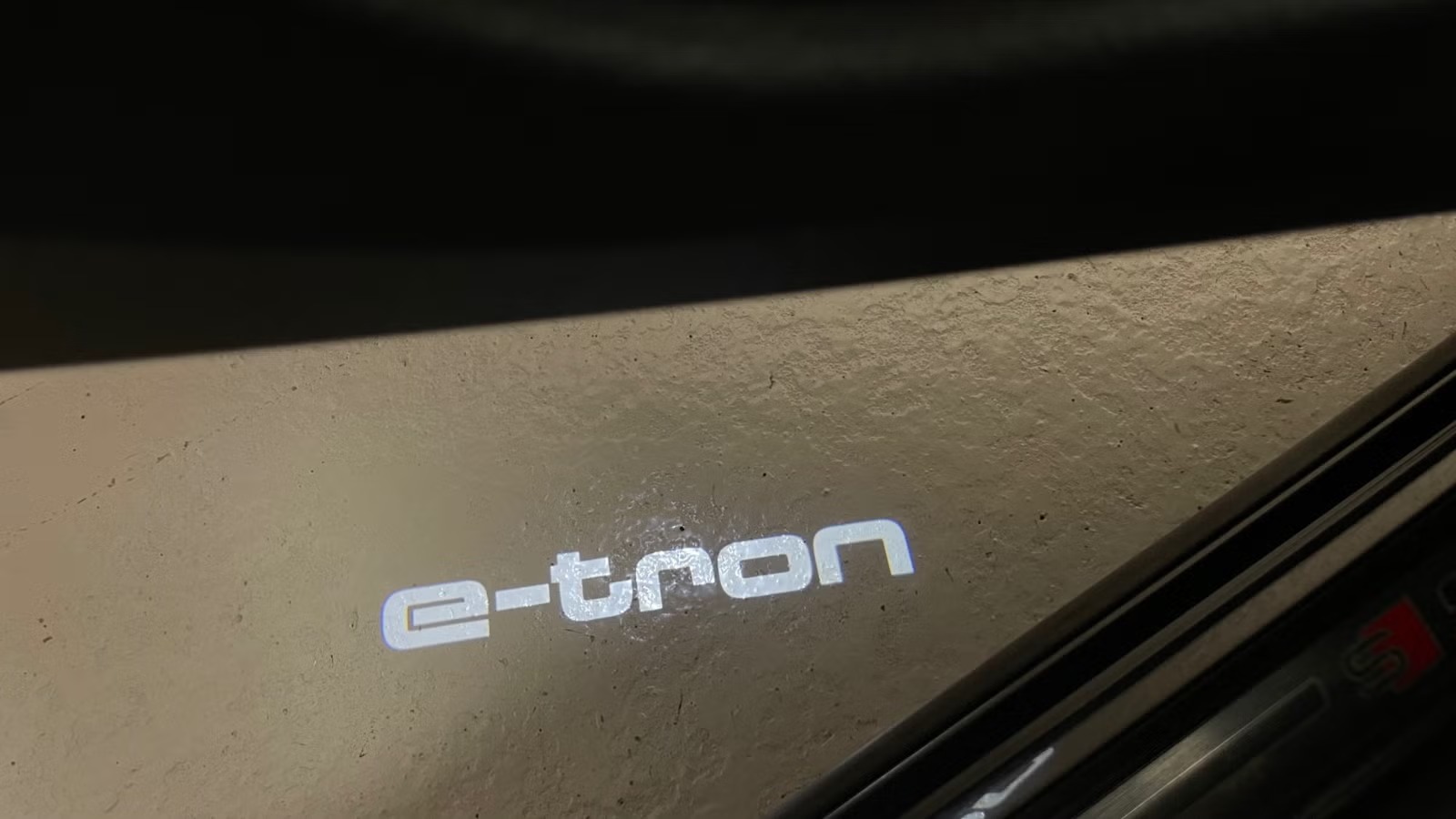 AUDI E-TRON SPORTBACK 50 QUATTRO S LINE - Image 17