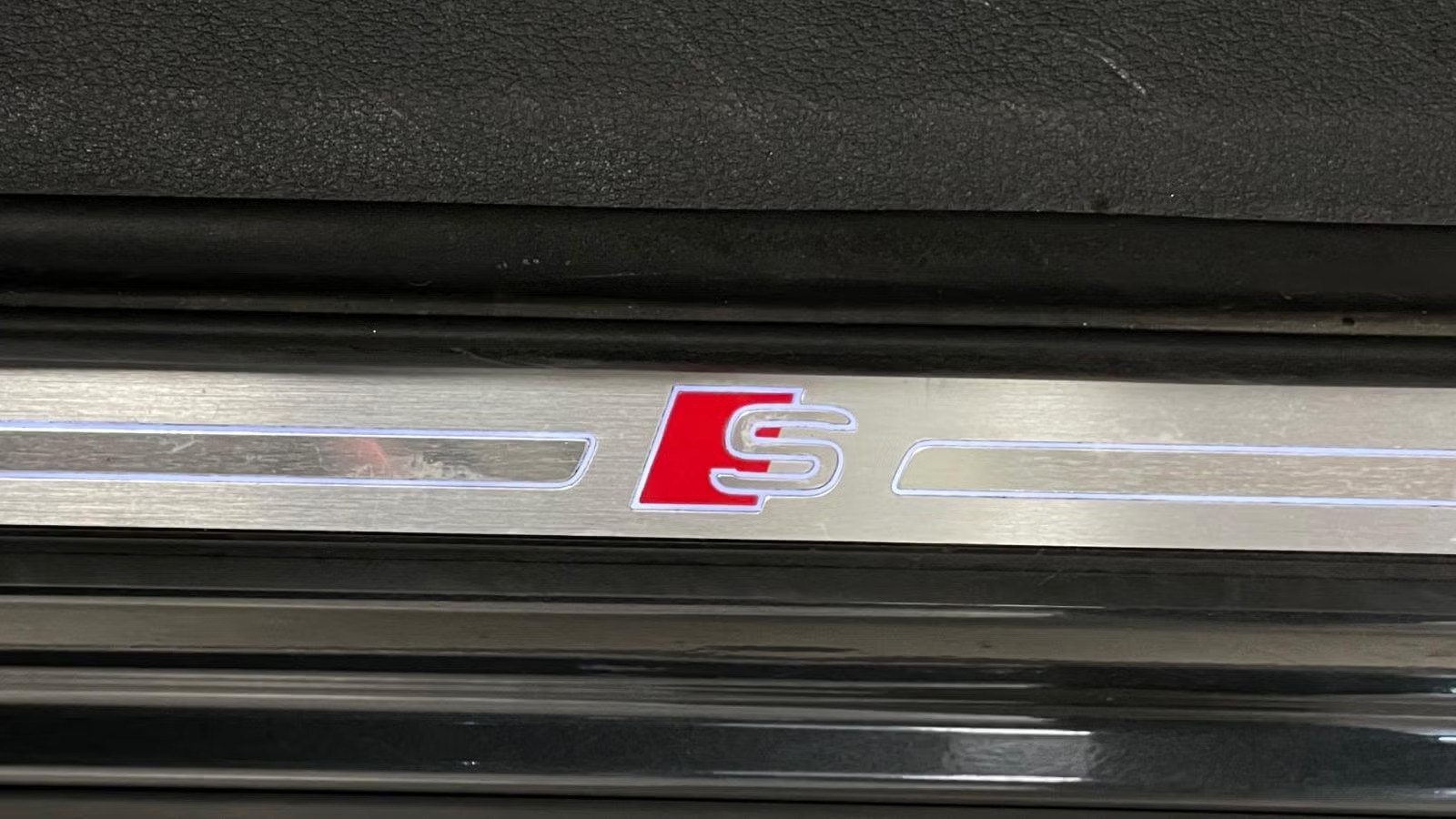 AUDI E-TRON SPORTBACK 50 QUATTRO S LINE - Image 19