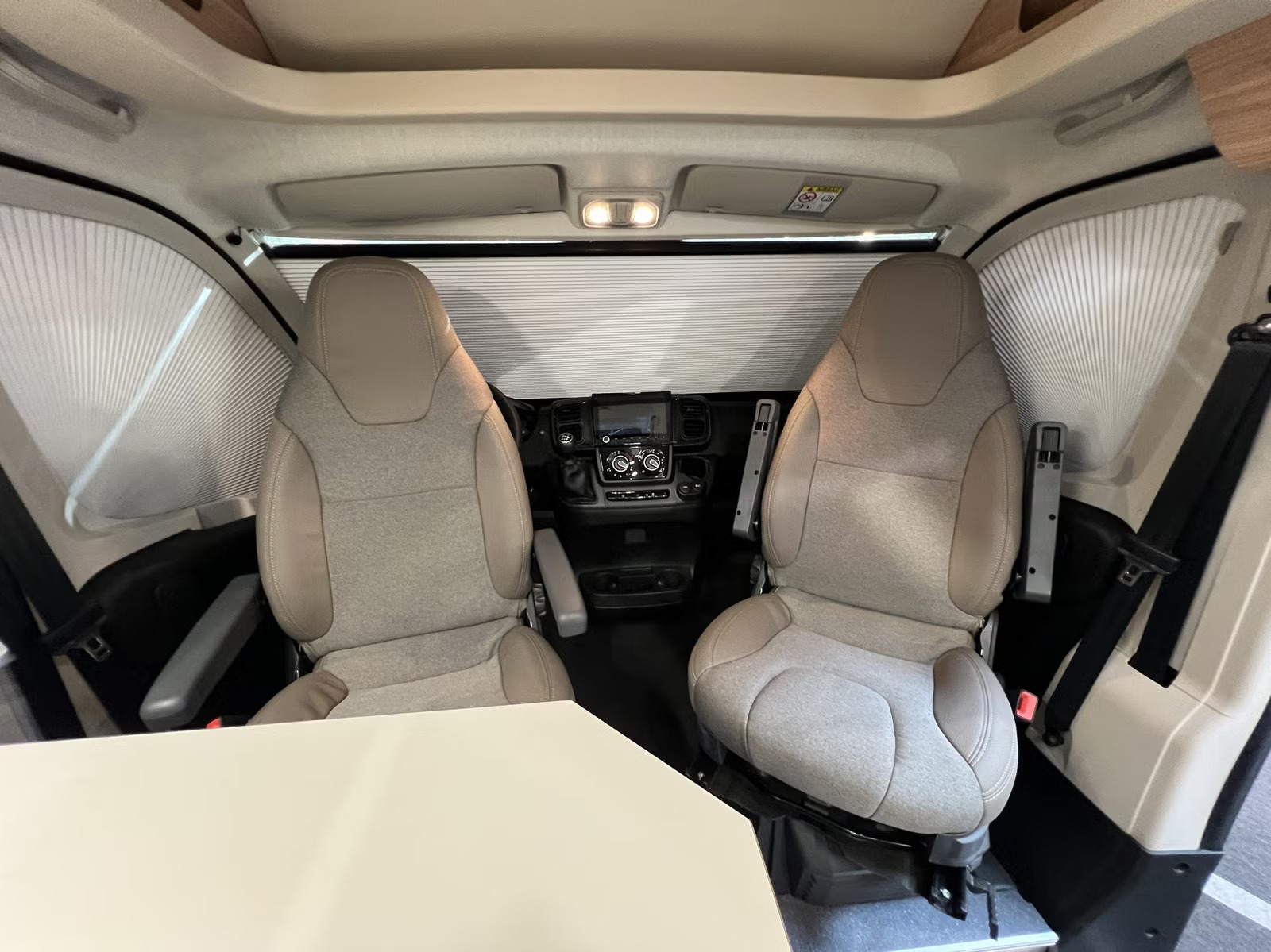 BRAVIA MOBIL NARVIK ARCTIC EDITION - LIT TRANSVERSAL + LIT D'APPOINT - 2/3 COUCHAGES - Image 9