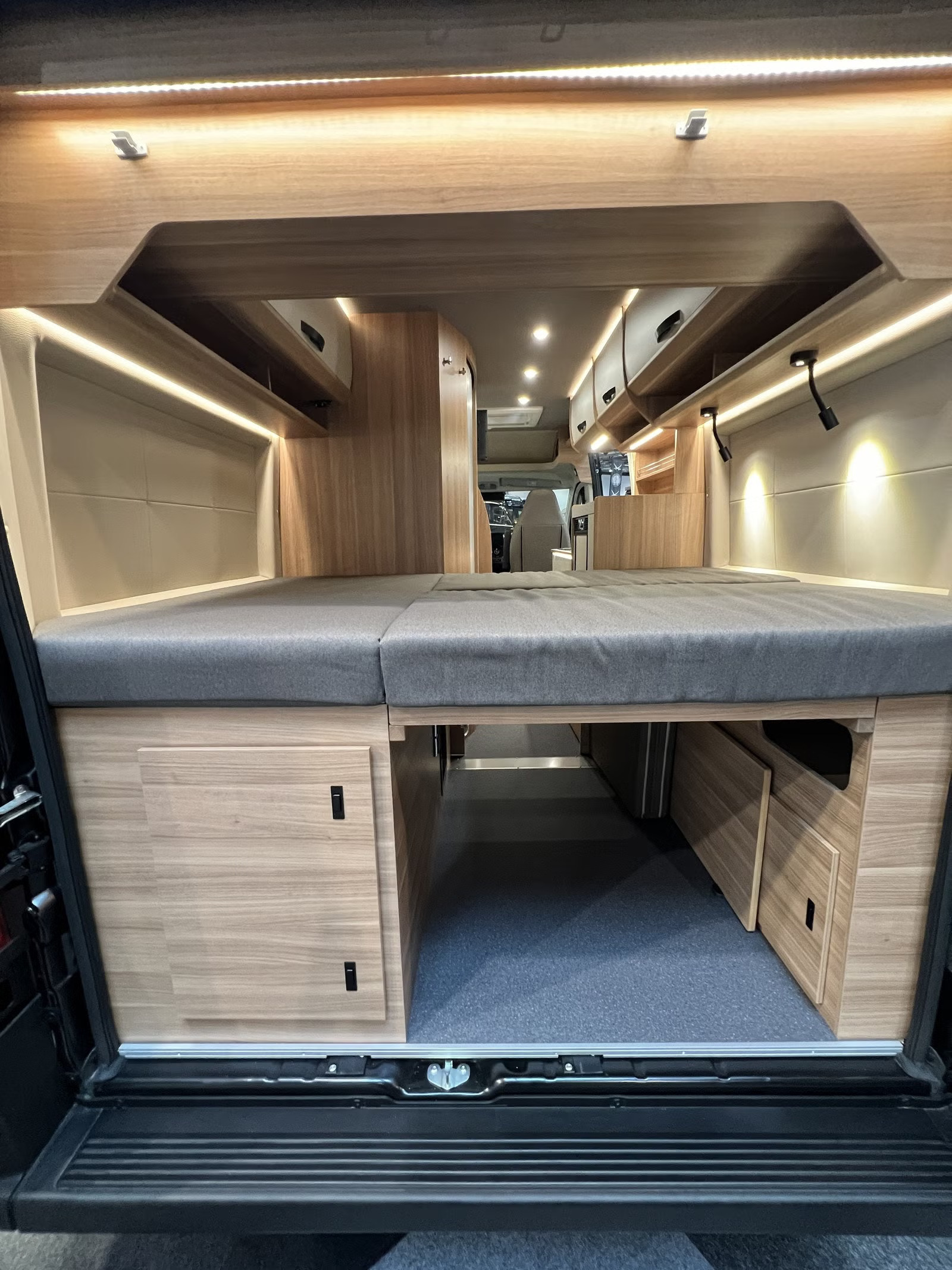 BRAVIA MOBIL NARVIK ARCTIC EDITION - LIT TRANSVERSAL + LIT D'APPOINT - 2/3 COUCHAGES - Image 24