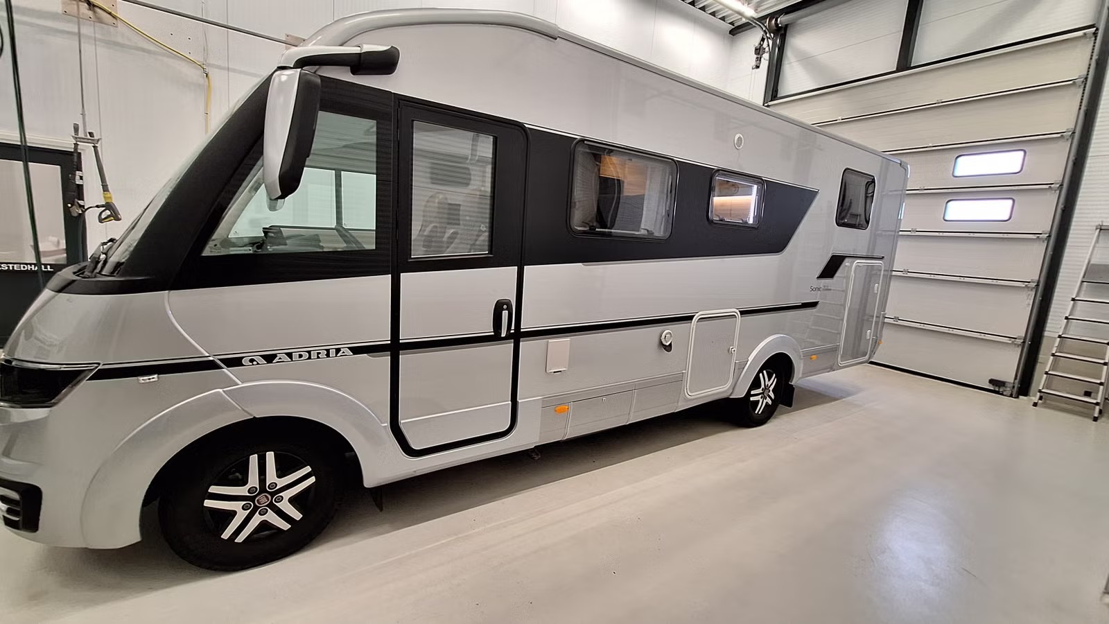 ADRIA SONIC SUPREME I 710S - LITS JUMEAUX CONVERTIBLES - 4 COUCHAGES - Image 4