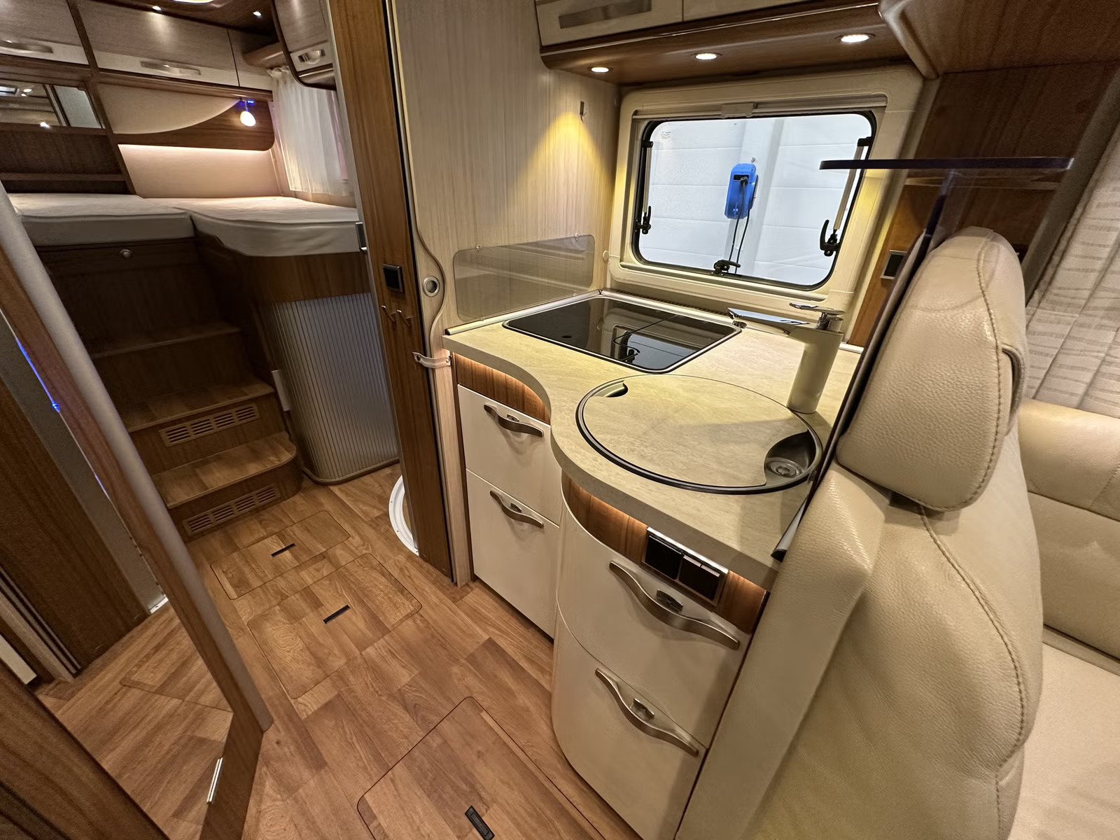HYMER B 678 EXPERIENCE - LITS JUMEAUX CONVERTIBLES - 4 COUCHAGES - Image 15