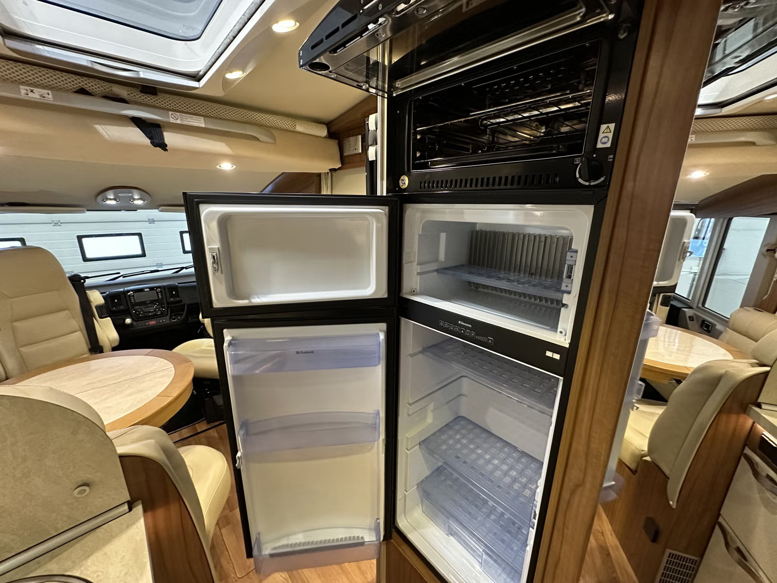 HYMER B 678 EXPERIENCE - LITS JUMEAUX CONVERTIBLES - 4 COUCHAGES - Image 16