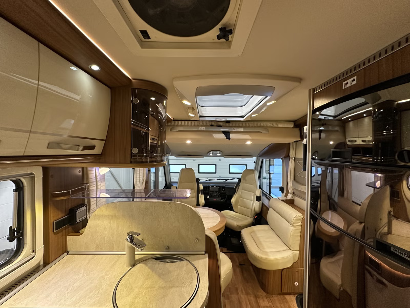 HYMER B 678 EXPERIENCE - LITS JUMEAUX CONVERTIBLES - 4 COUCHAGES - Image 22