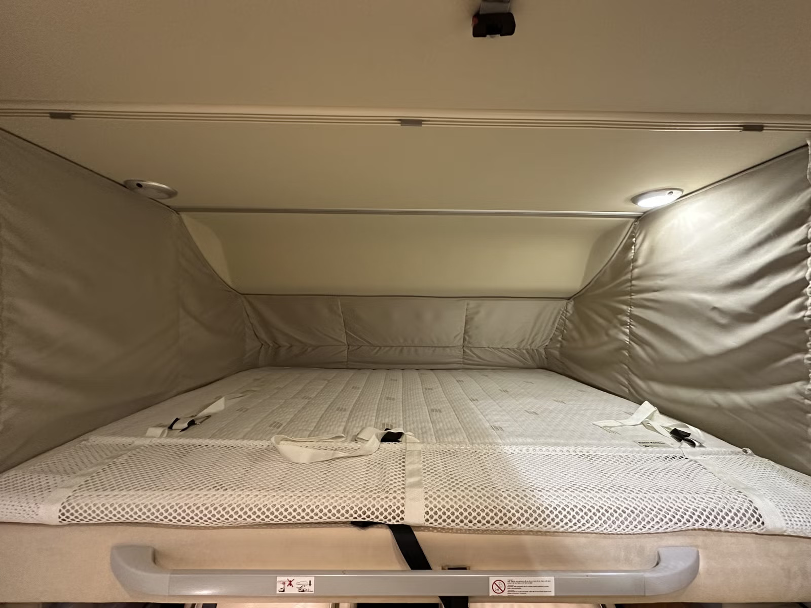 HYMER B 678 EXPERIENCE - LITS JUMEAUX CONVERTIBLES - 4 COUCHAGES - Image 24