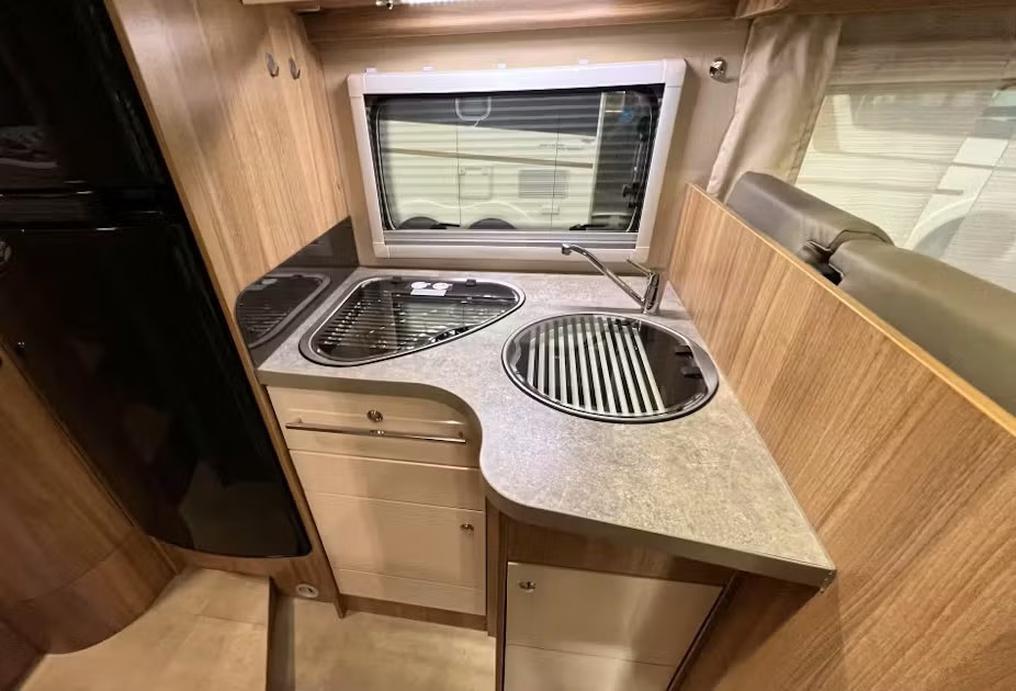 CHALLENGER GENESIS 297 GA - LITS JUMEAUX CONVERTIBLES - 4 COUCHAGES - Image 13
